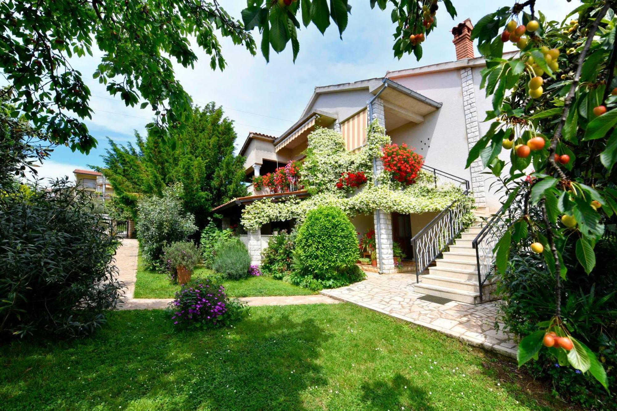 Apartment Slavica Vrvari Poreč Exterior foto